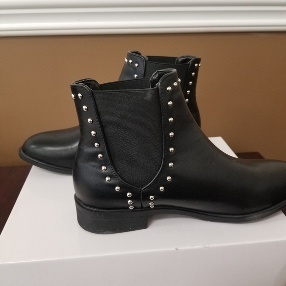 OLIVIA MILLER Black Ankle Boot sz7 - Picture 4 of 6